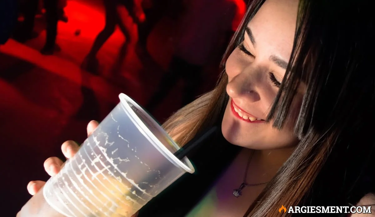 Ir a bailar con lista gratis a Martes Tóxicos